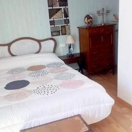 בית נופש 2 Bedrooms House With Enclosed Garden At קובלדה
